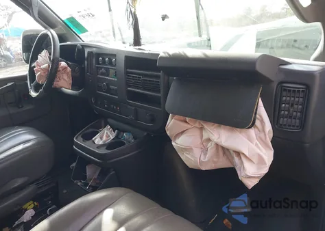 2019 Chevrolet Express 2500 Work Van from USA, damaged, VIN 1GCWGBFP0K1147633